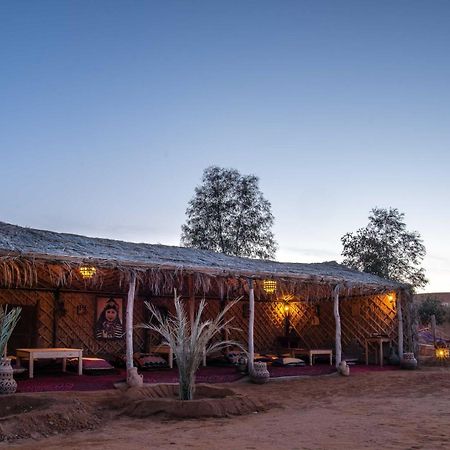 Ali & Sara'S Desert Palace Merzouga Exterior foto